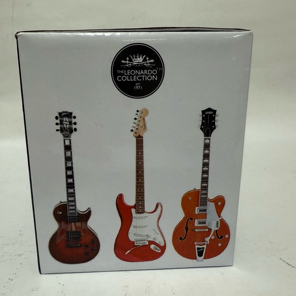 *NIB* Electric Guitar Fine China Mug - Picture 8 of 11